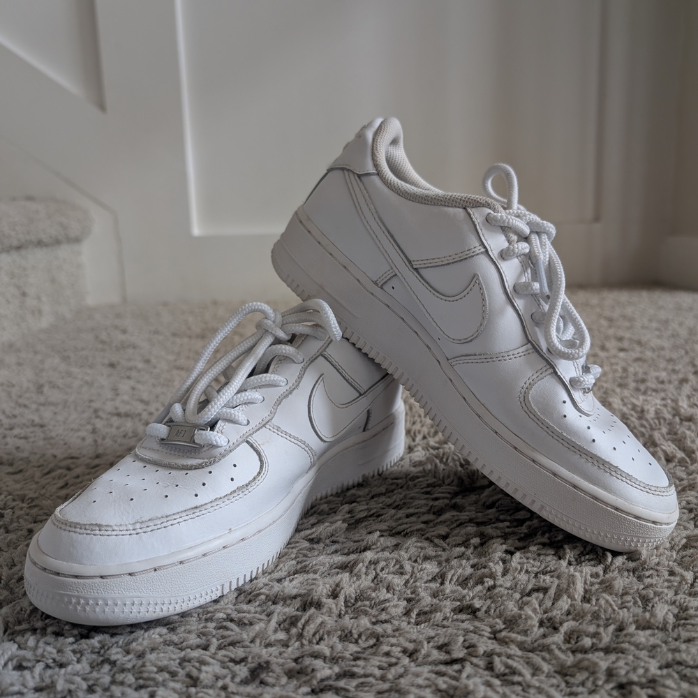 Boys Nike Air Force 1 Sneakers - Picture 2 of 8